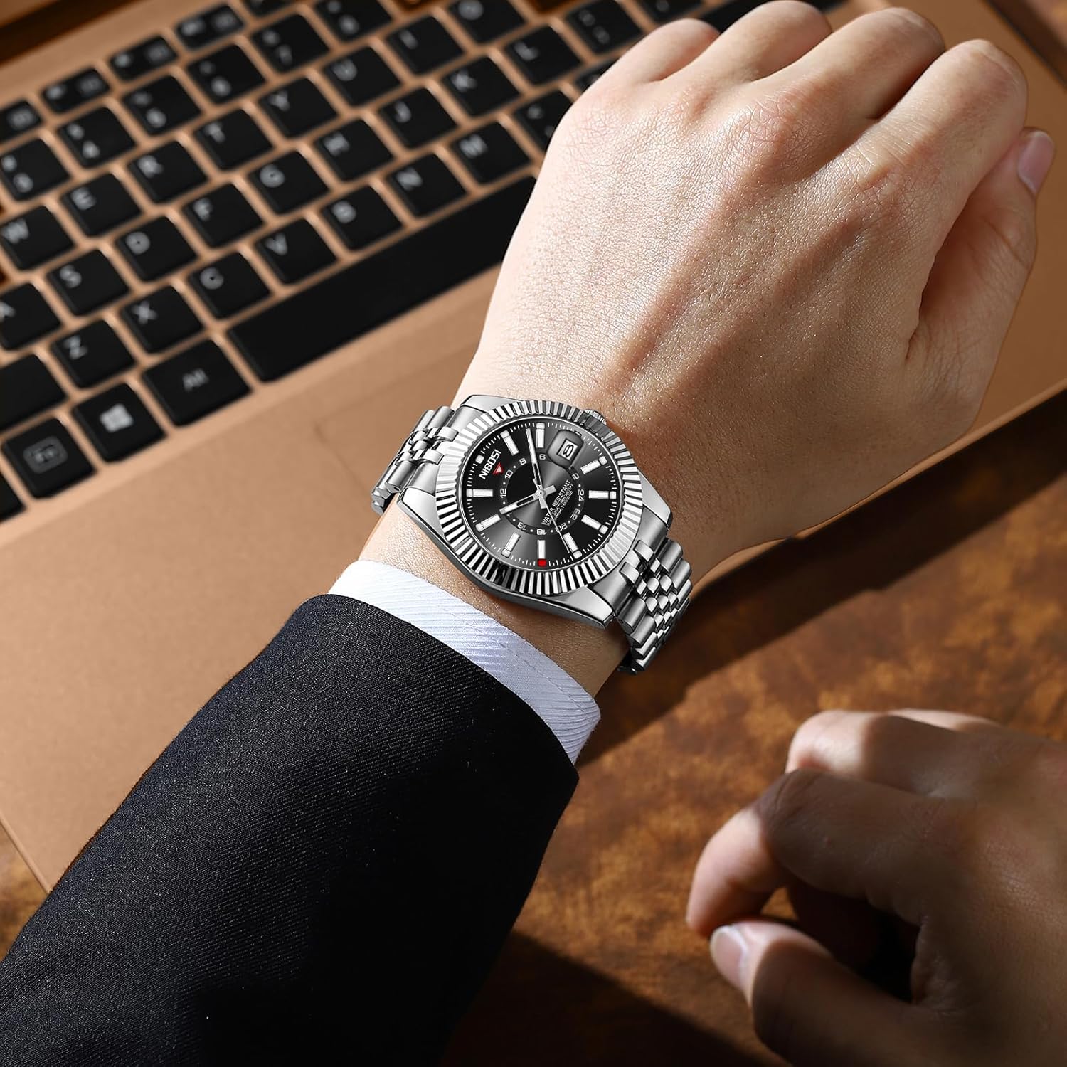 NIBOSI Montre pour homme - Style business - Mouvement à quartz analogique - Étanche - Affichage de la date - Bracelet en acier inoxydable - Classique et tendance